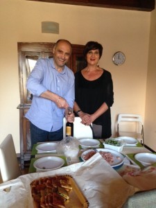 Peppe and Novelia welcome us to our new apartment in Sulmona. Famiglia!